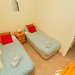 025 Sunny Oasis - Alicante Apartment *